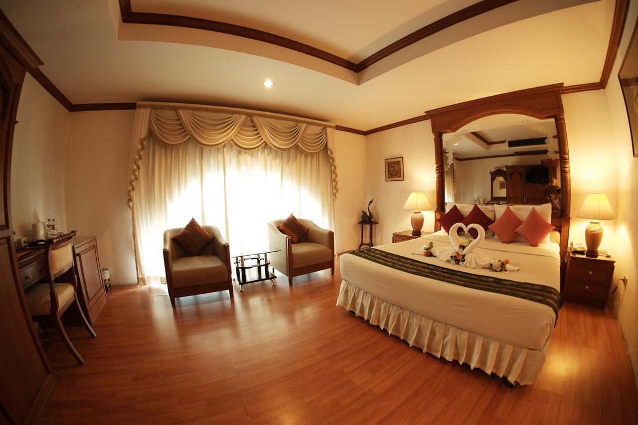 Chiangmai Ratanakosin Hotel Chiang Mai Exteriör bild